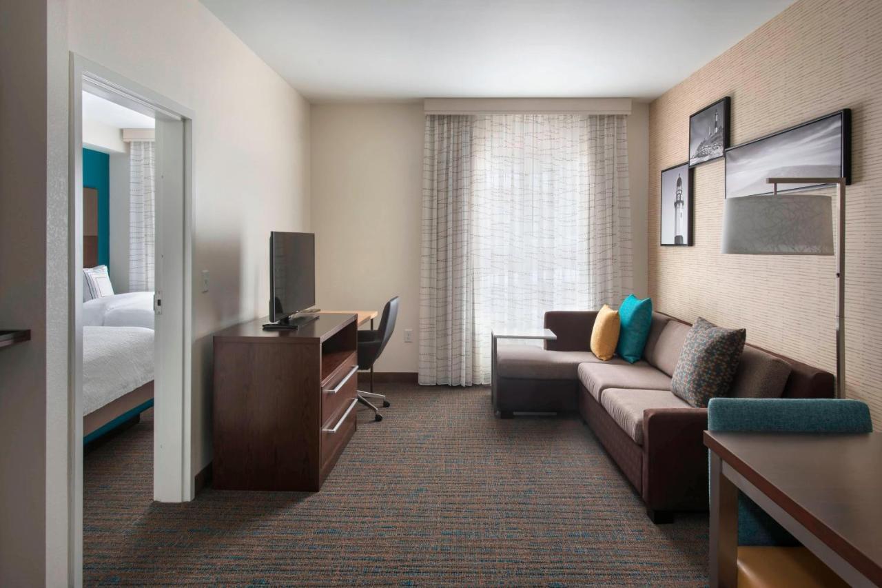 By Marriott New York Long Island East End Hotel Riverhead