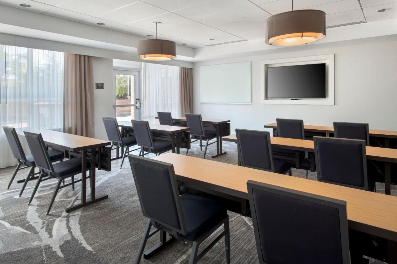 By Marriott New York Long Island East End Hotel Riverhead