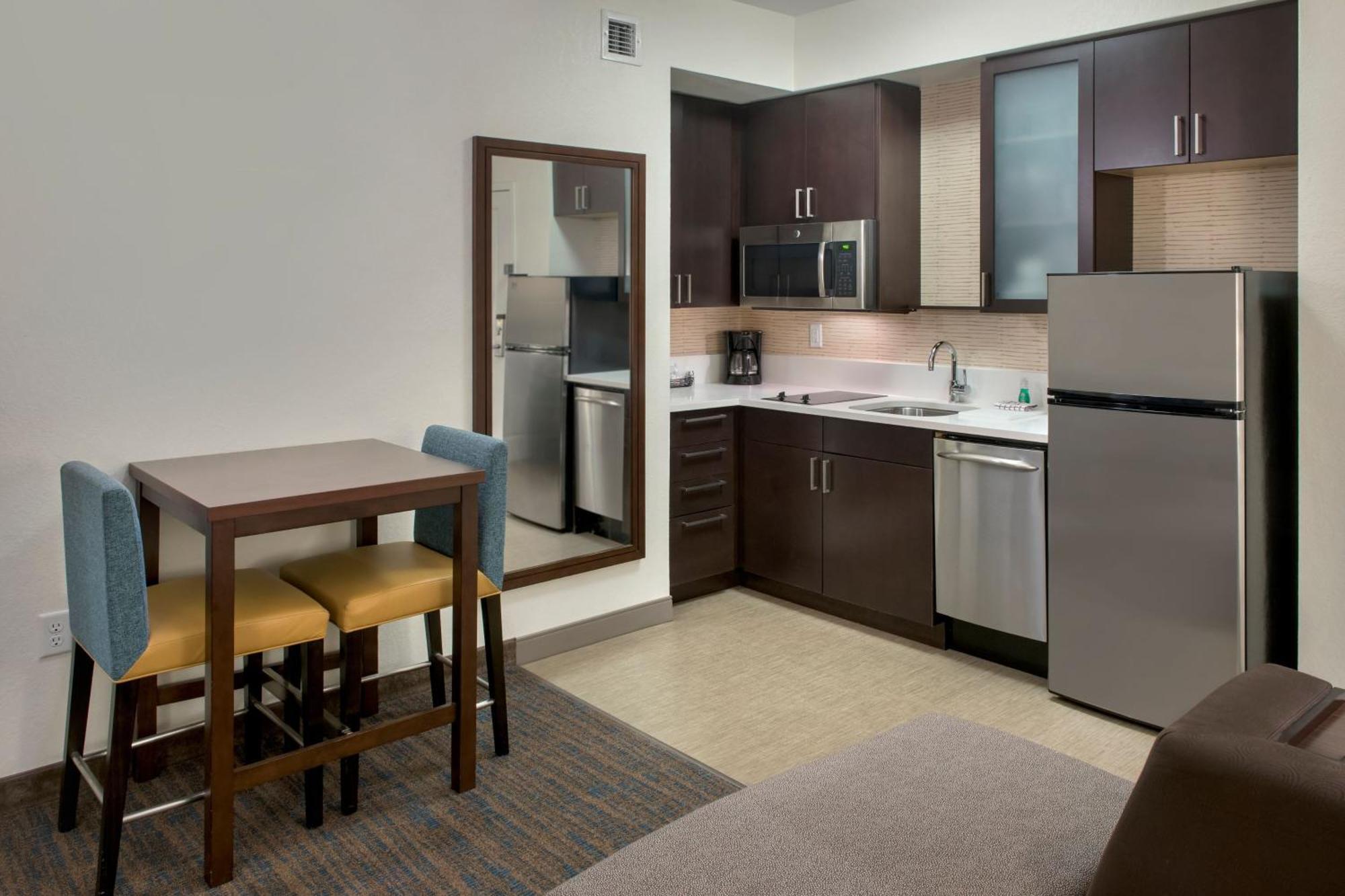 By Marriott New York Long Island East End Hotel 3*