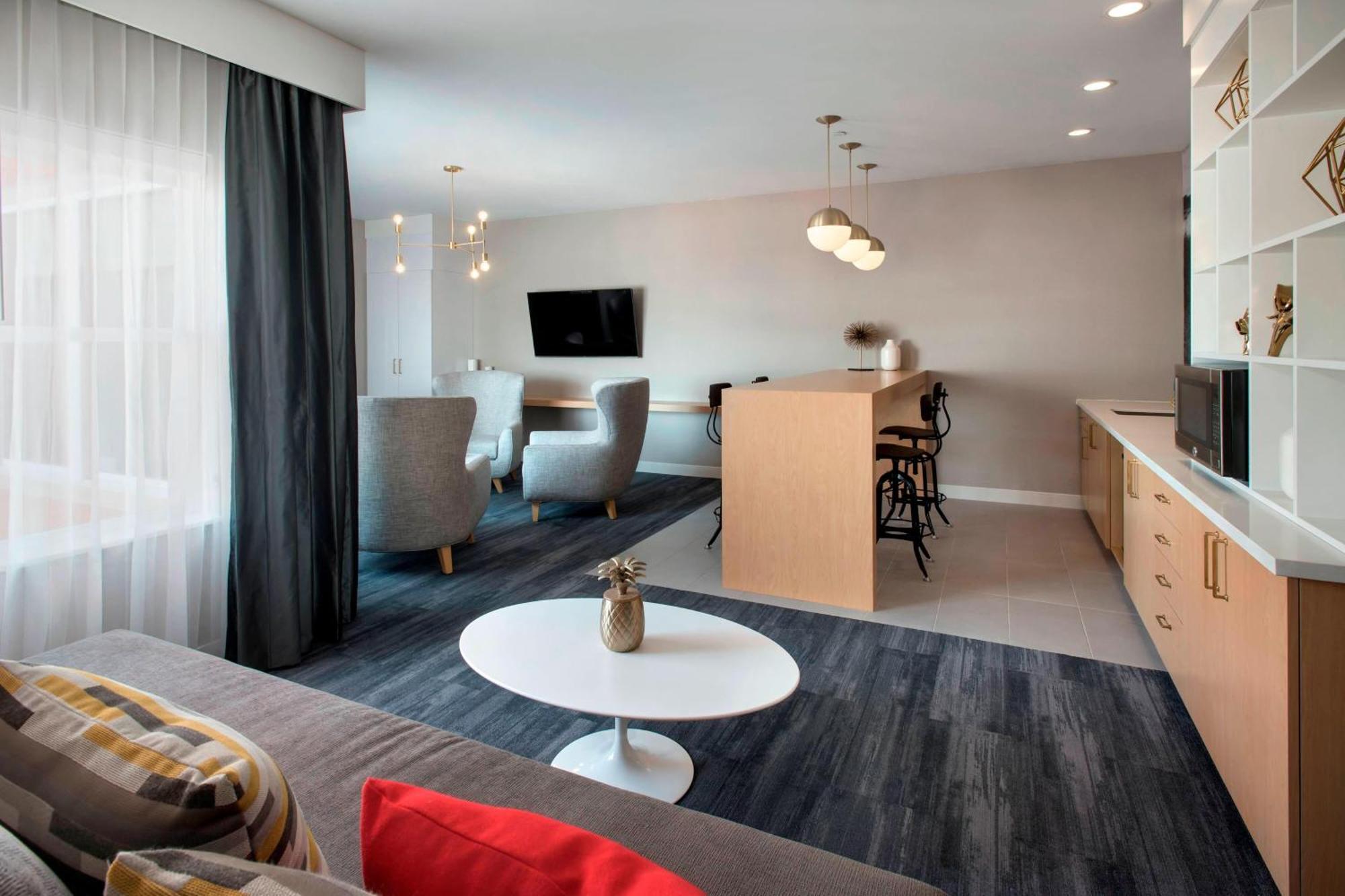 By Marriott New York Long Island East End Hotel Riverhead